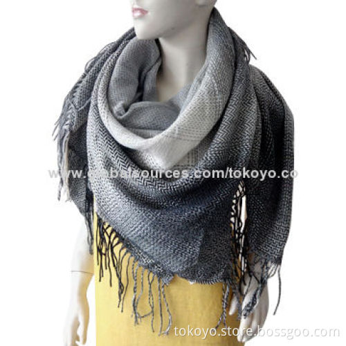 Woven square scarf with yarn dyed and tassels, made of acrylic, herringbone, size of 120*120+4cm